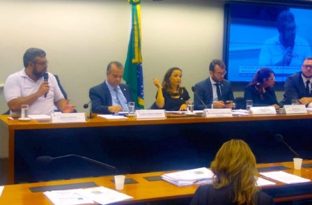 Presidente da CUT Brasília, Rodrigo Rodrigues, alerta que a MP 905 de Bolsonaro vai aprofundar a precarização das relações de trabalho e aumentar os índices de desemprego no Brasil.
